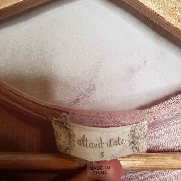 ALTAR'D STATE Blush Pink Boho Embroidered Floral Romper S - Picture 8 of 13